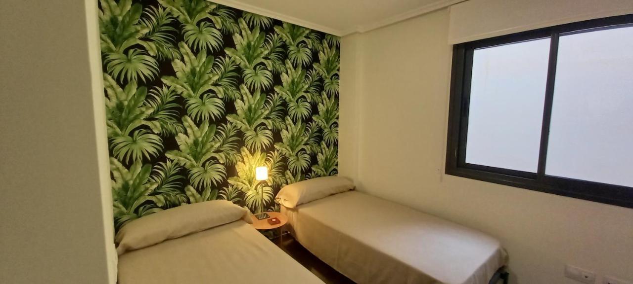 Apartamento El Zapillo II アルメリア エクステリア 写真